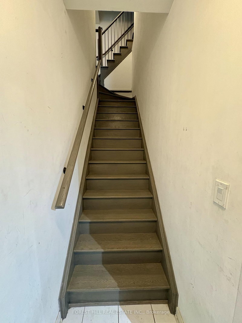 7 - 14 Marquette Avenue