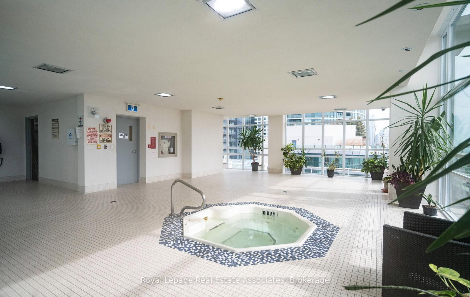 21 Grand Magazine Street • #908 • Toronto, ON photo 33