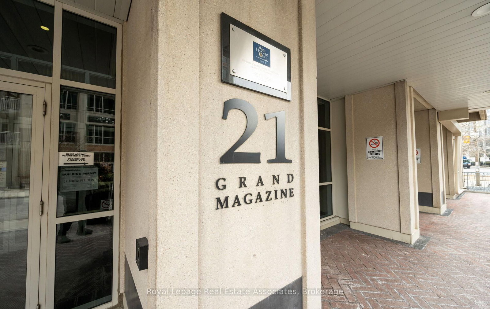 21 Grand Magazine Street • #908 • Toronto, ON photo 46