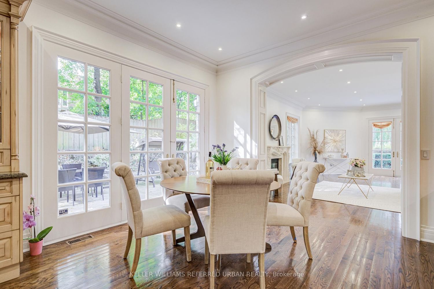 7 Legacy Court • Toronto, ON photo 17