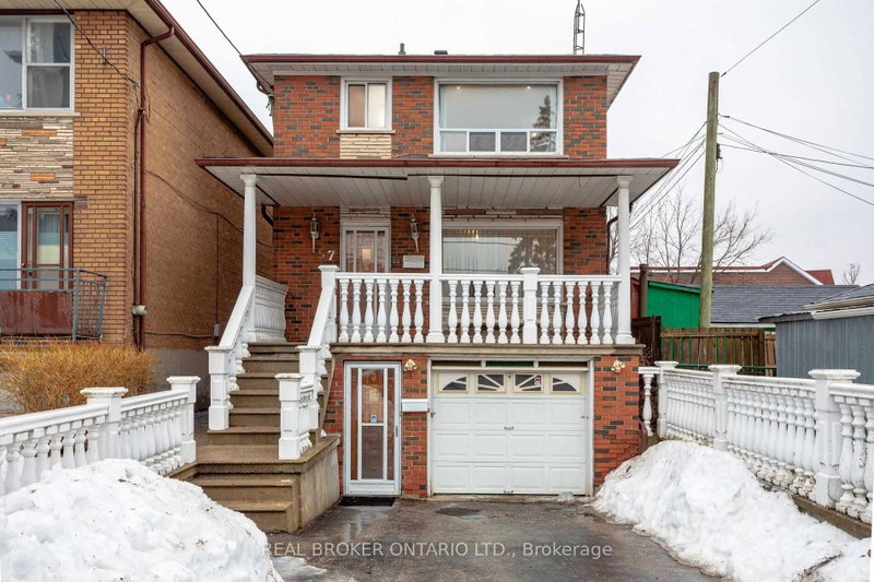 Upper - 57 Lanark Avenue