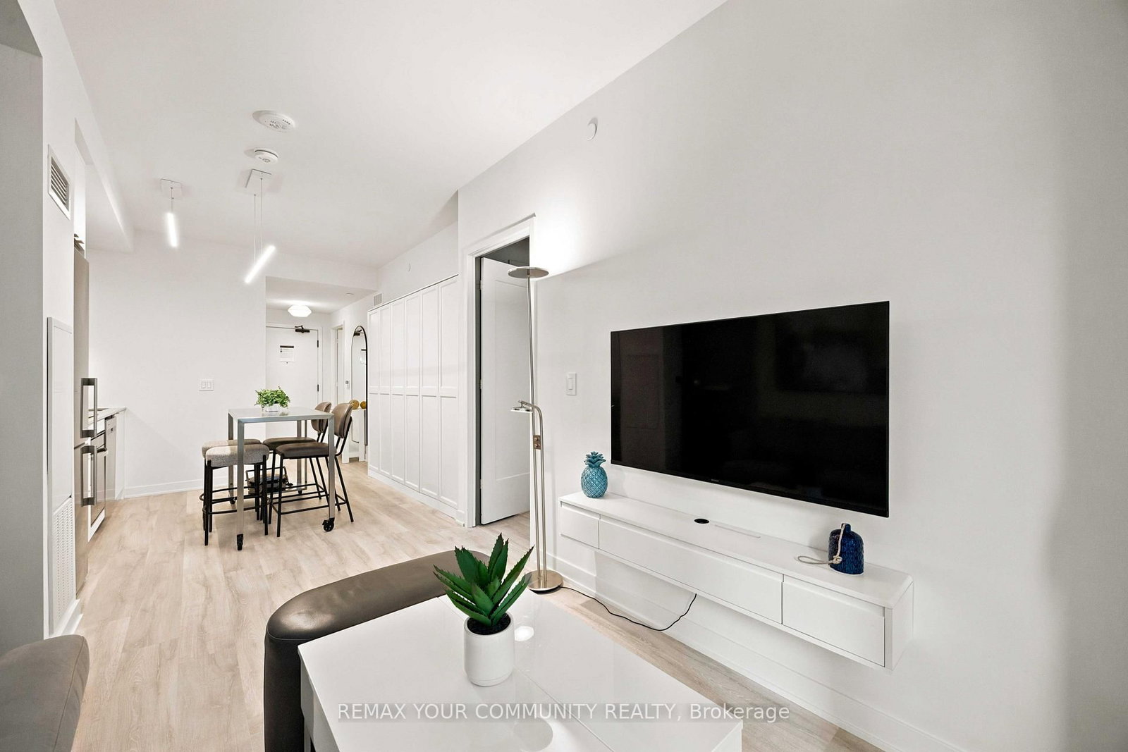 70 Princess Street • #1627 • Toronto, ON photo 5