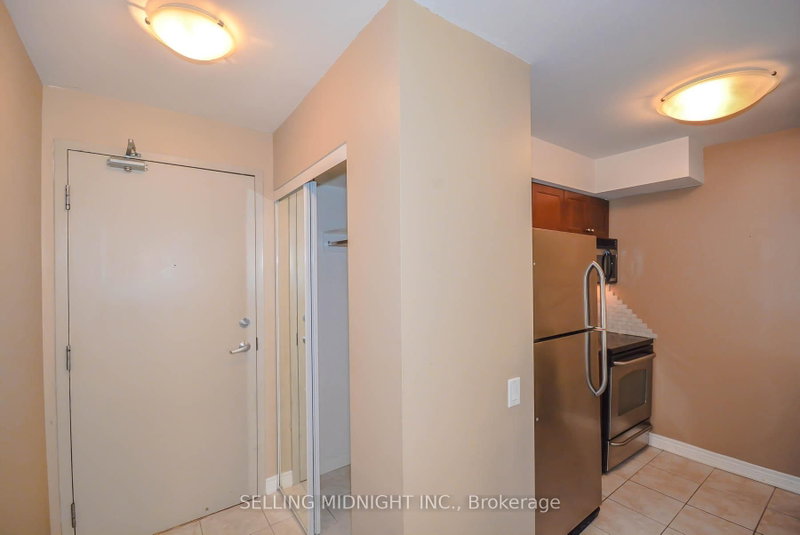 502 - 60 St Clair Avenue W