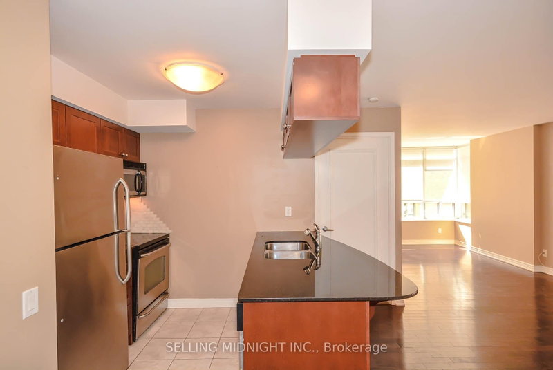 502 - 60 St Clair Avenue W