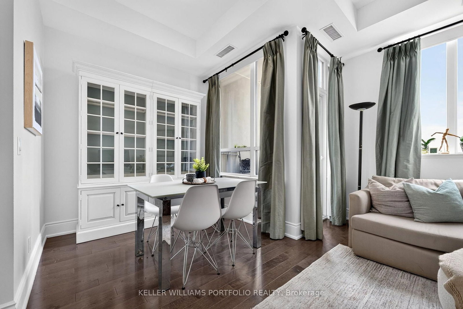 23 Glebe Road W • #802 • Toronto, ON photo 11