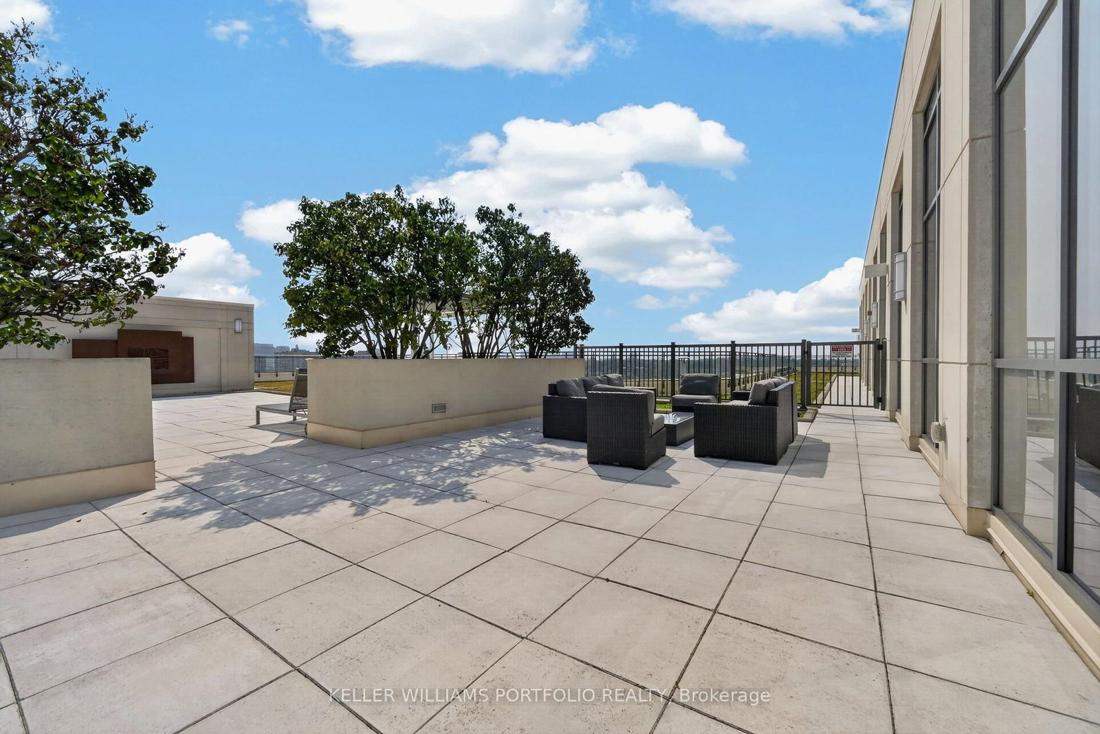 23 Glebe Road W • #802 • Toronto, ON photo 21
