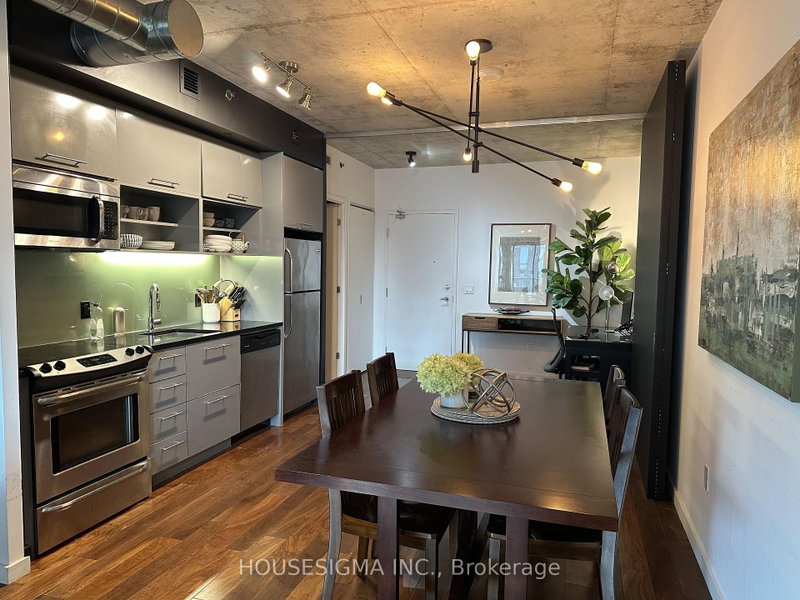 415 - 51 Trolley Crescent