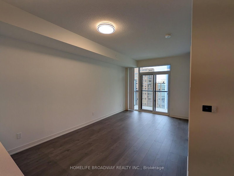 2110 - 4955 Yonge Street