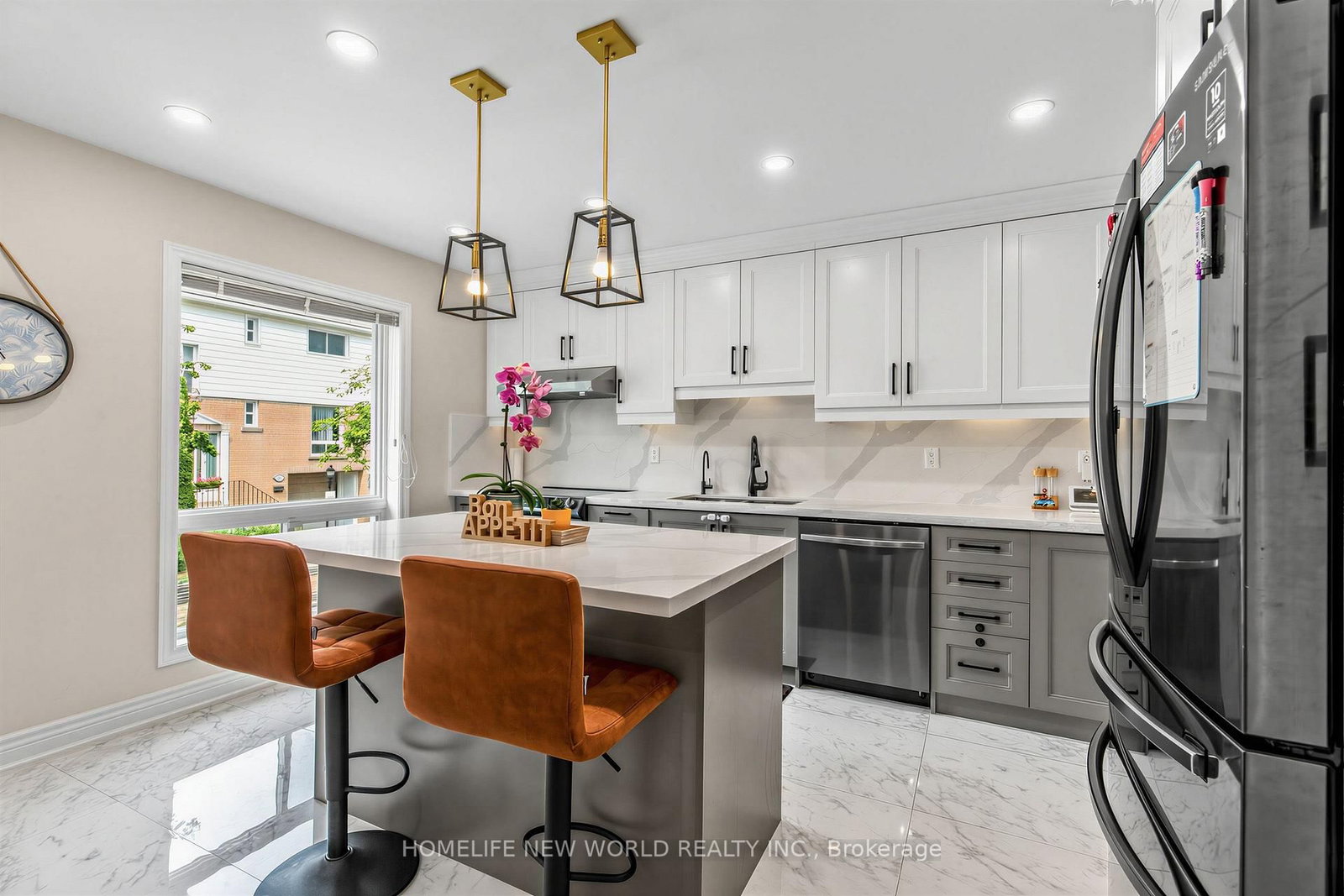 Property at 19 Liszt