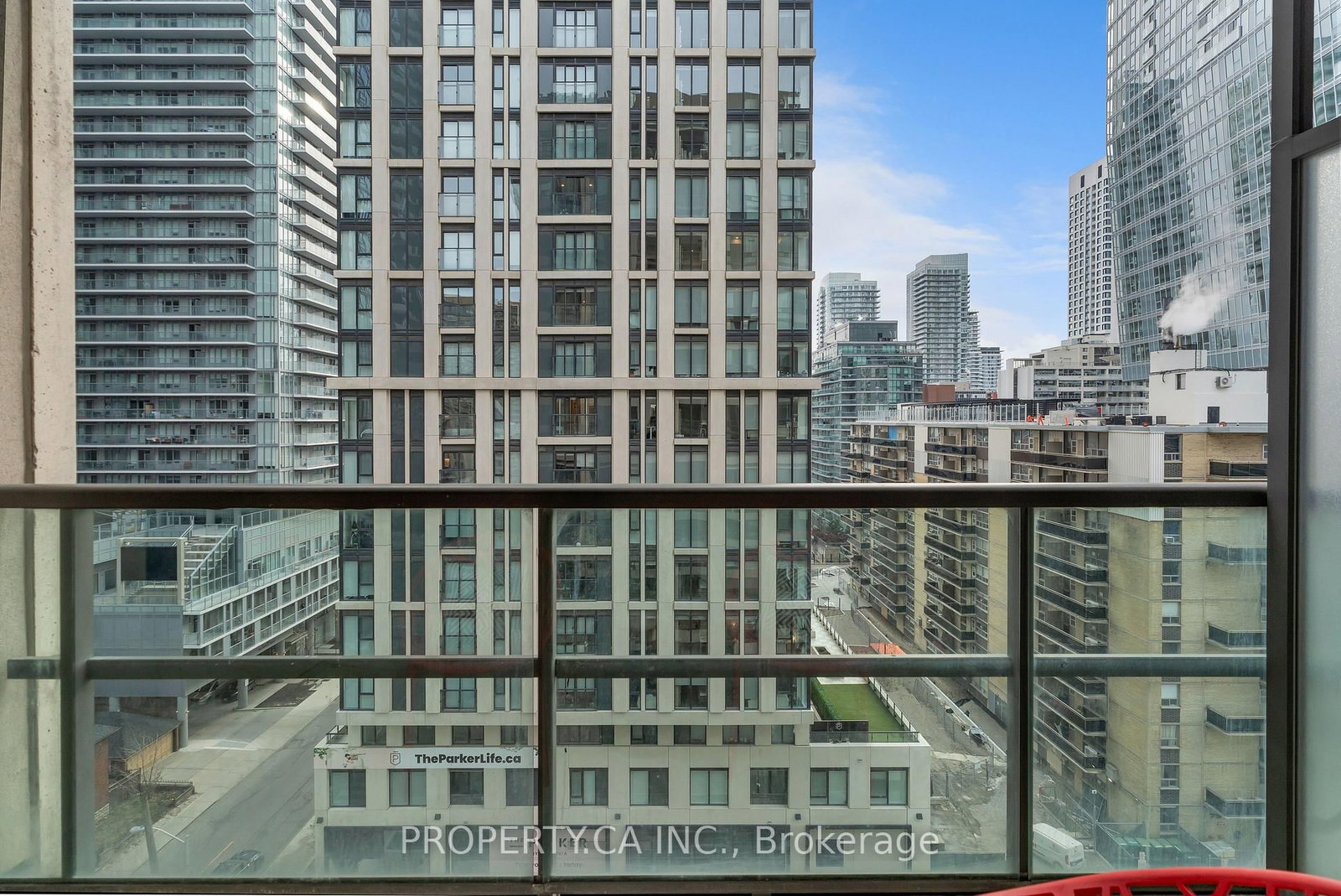 88 Broadway Avenue • #1004 • Toronto, ON photo 17