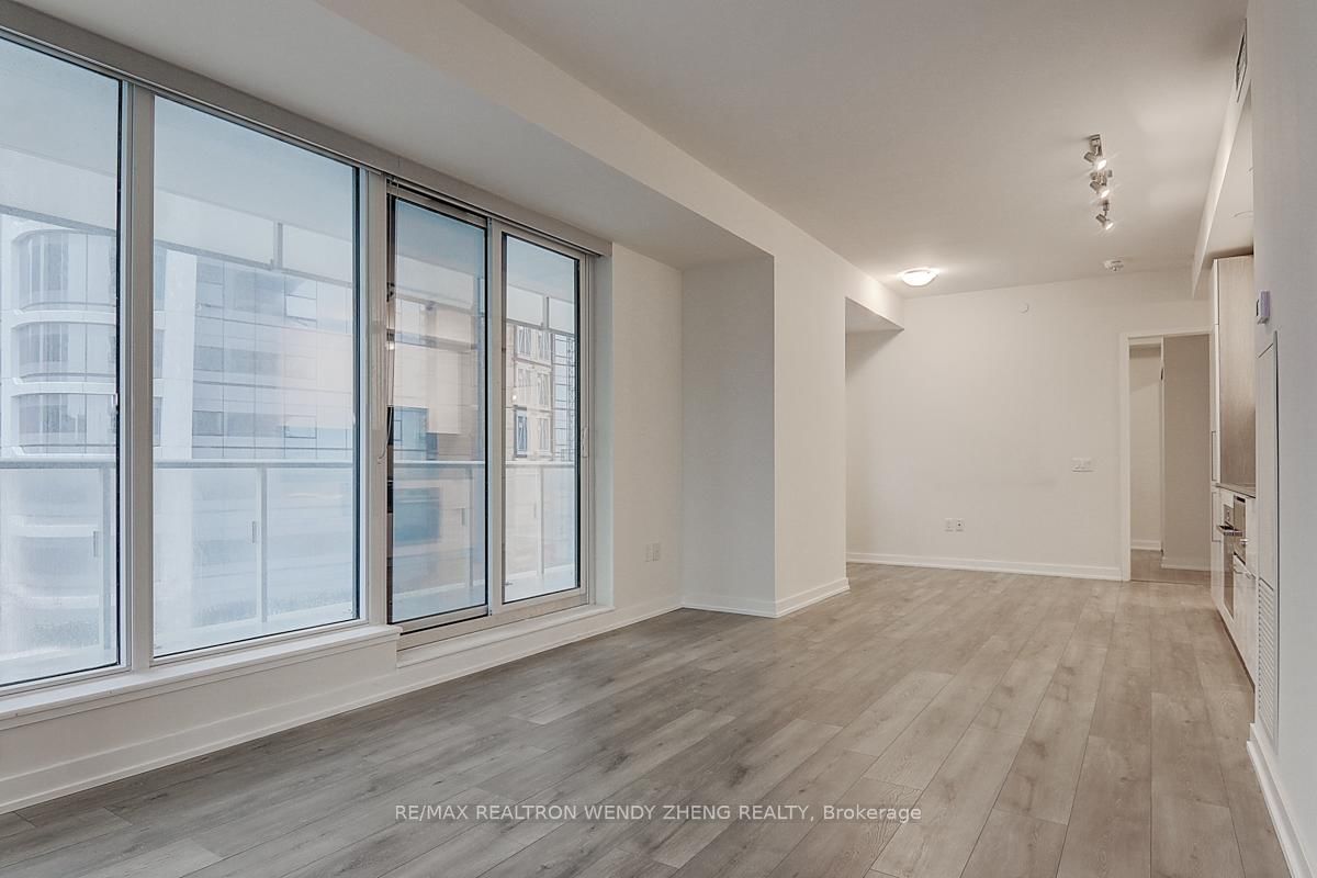 28 Freeland Street • #902 • Toronto, ON photo 13