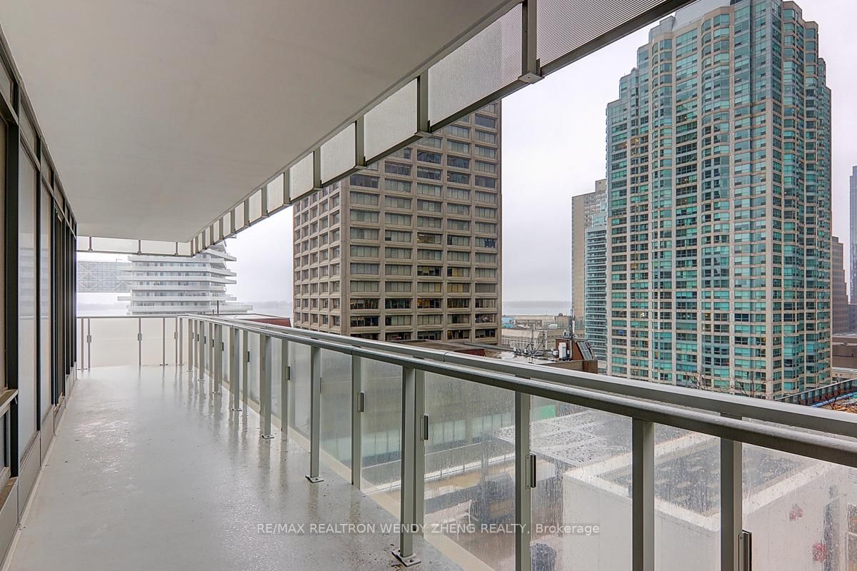 28 Freeland Street • #902 • Toronto, ON photo 26