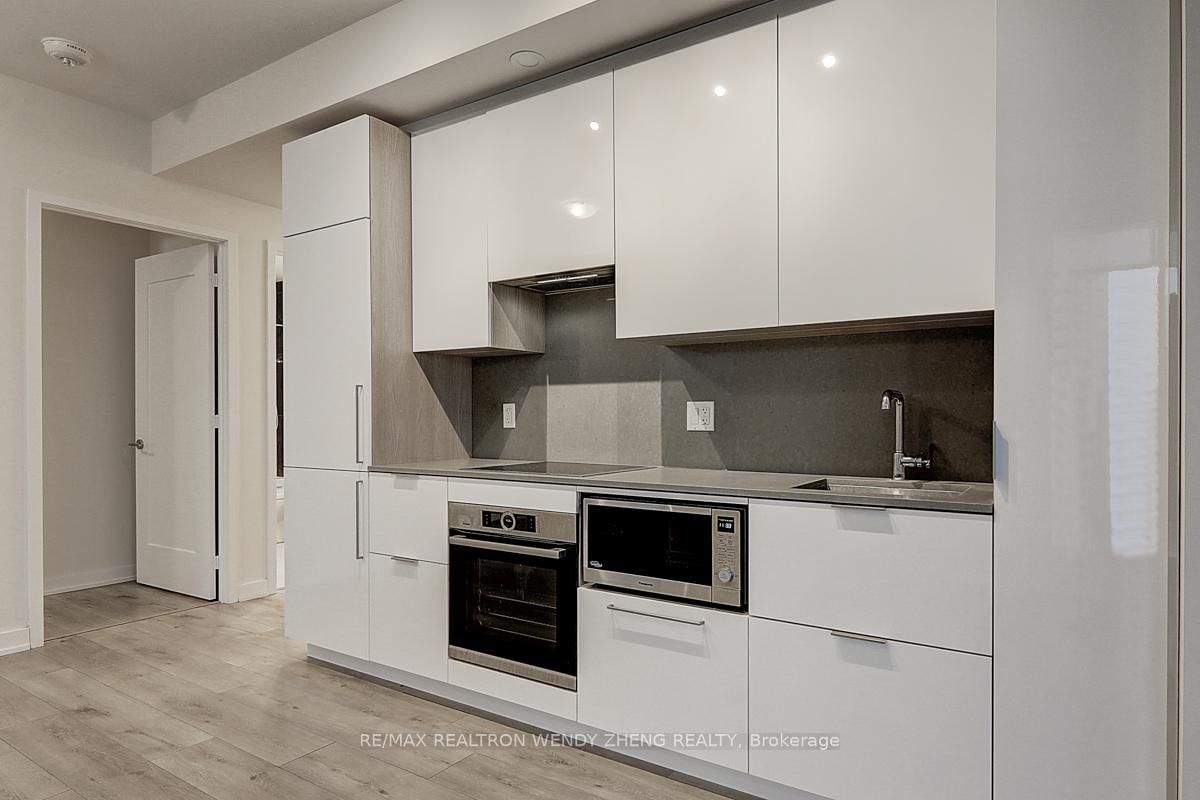 28 Freeland Street • #902 • Toronto, ON photo 9