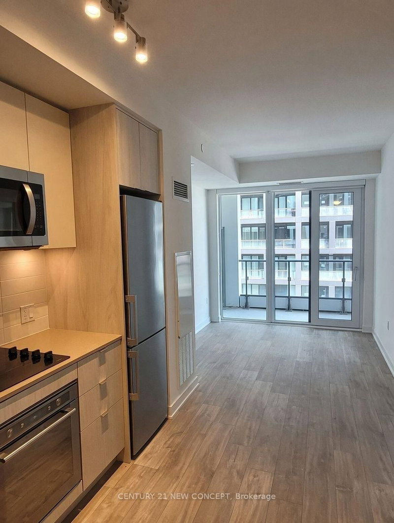 745 - 121 Lower Sherbourne Street