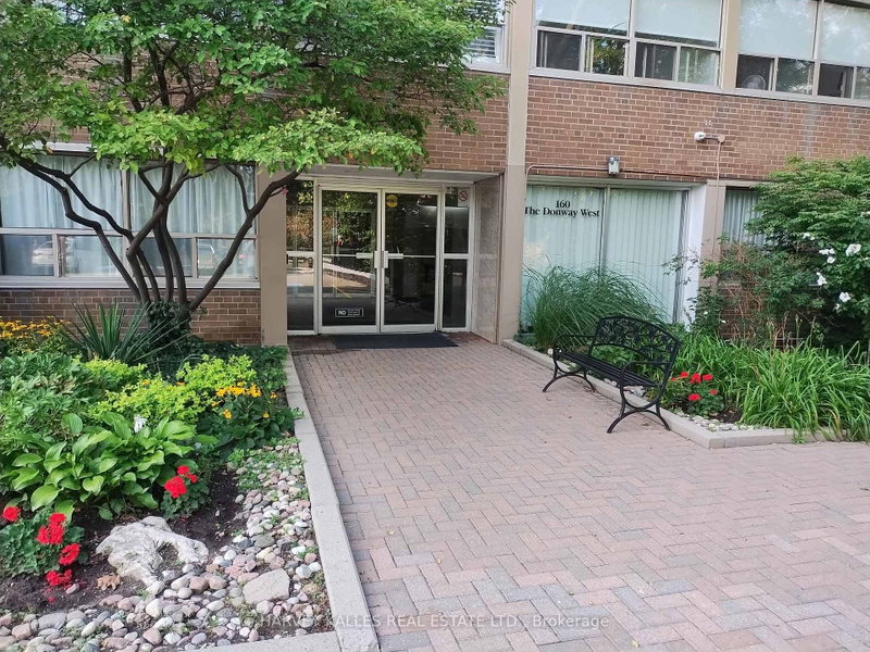 411 - 160 The Donway W