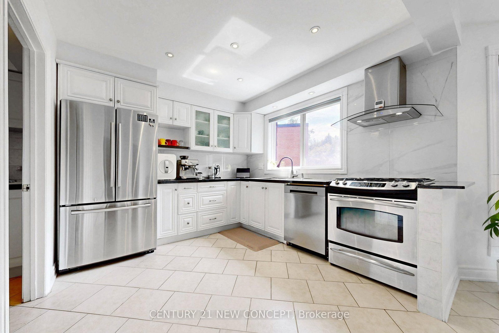 58 Paul Markway • Toronto, ON photo 10
