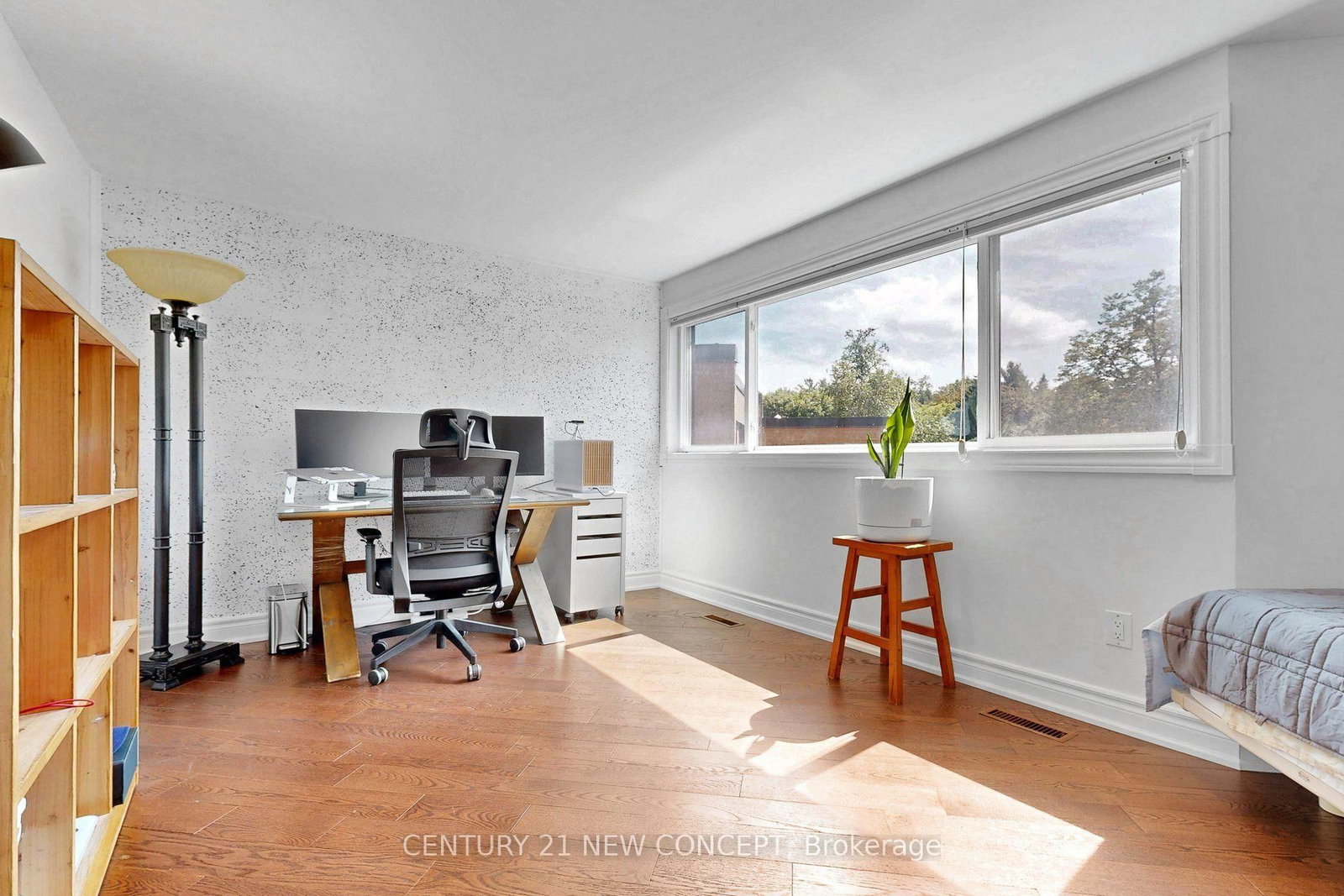 58 Paul Markway • Toronto, ON photo 22