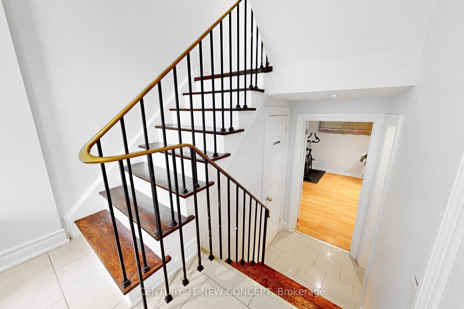 58 Paul Markway • Toronto, ON photo 24