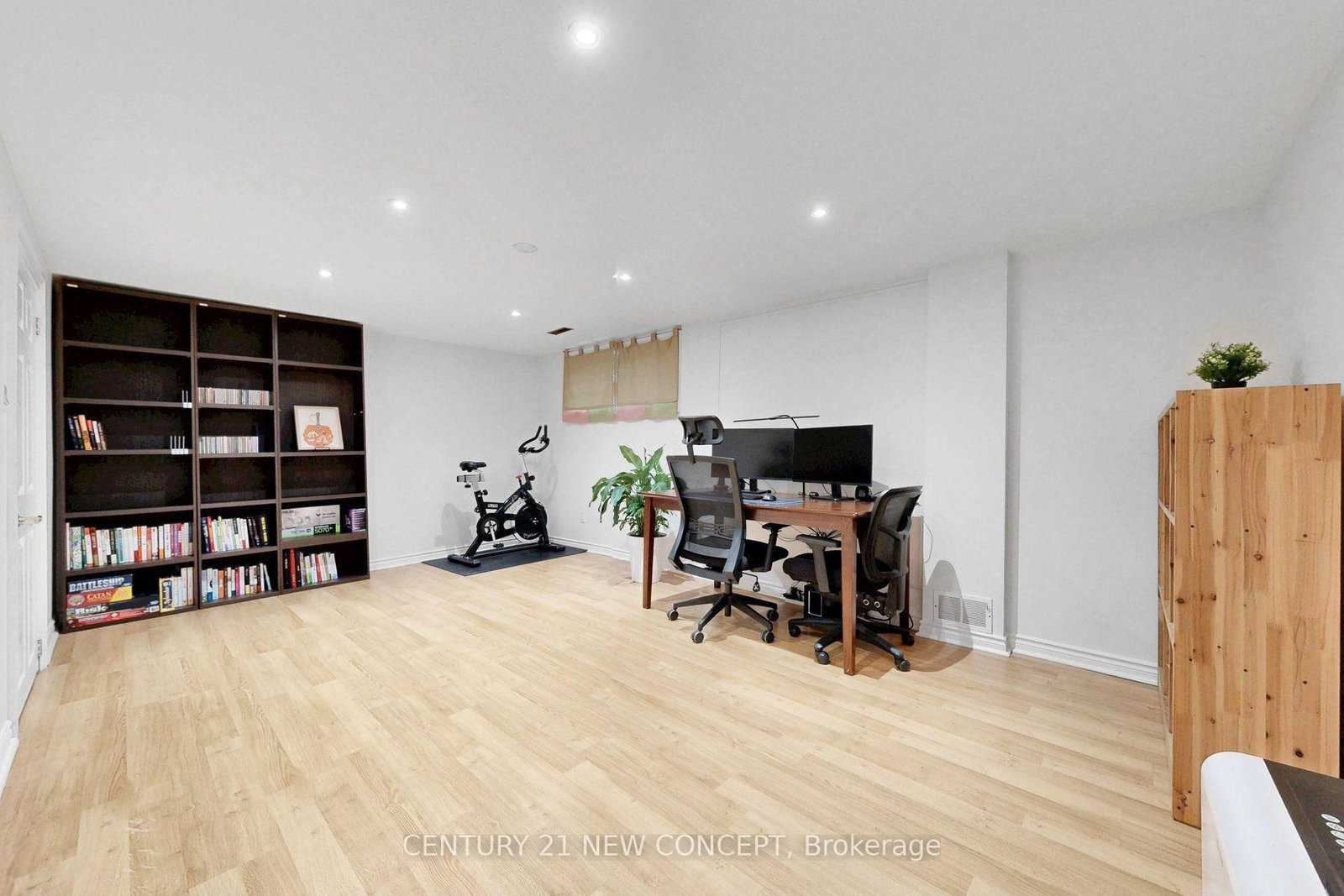 58 Paul Markway • Toronto, ON photo 26