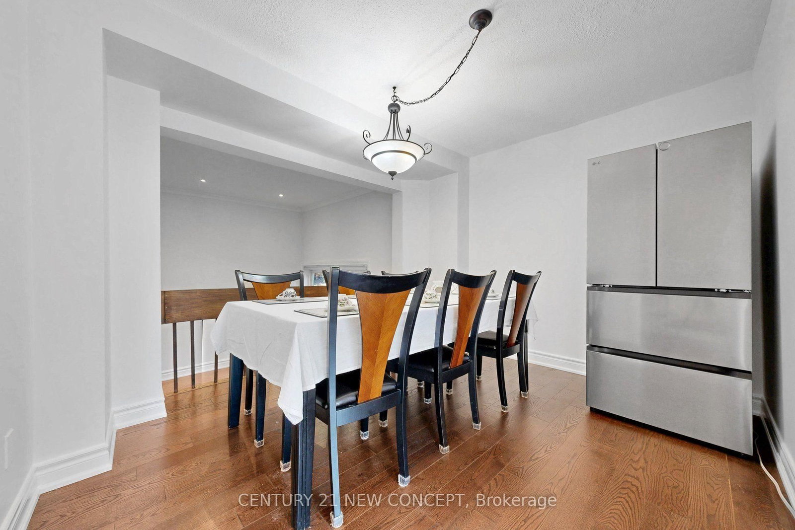 58 Paul Markway • Toronto, ON photo 8