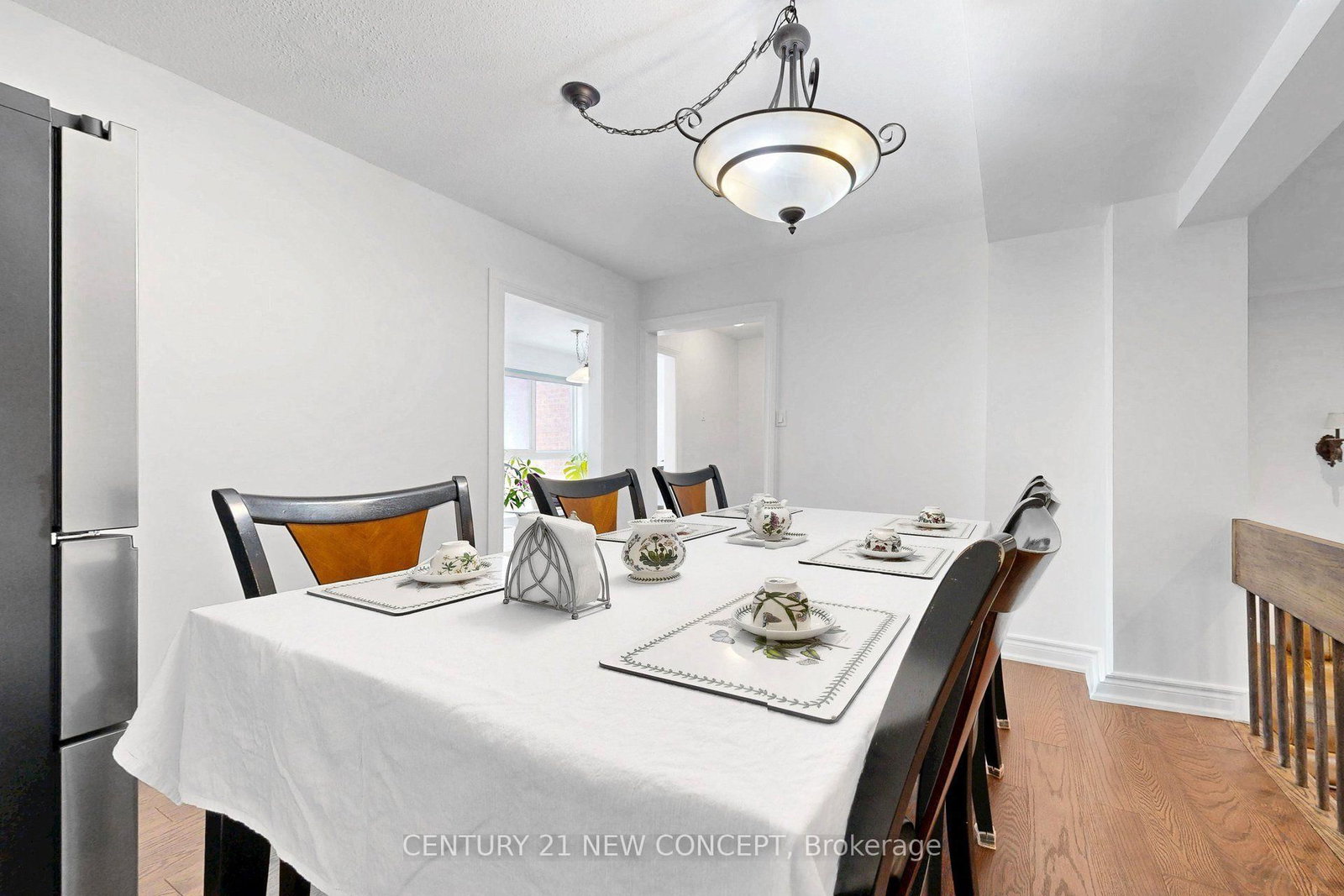 58 Paul Markway • Toronto, ON photo 9