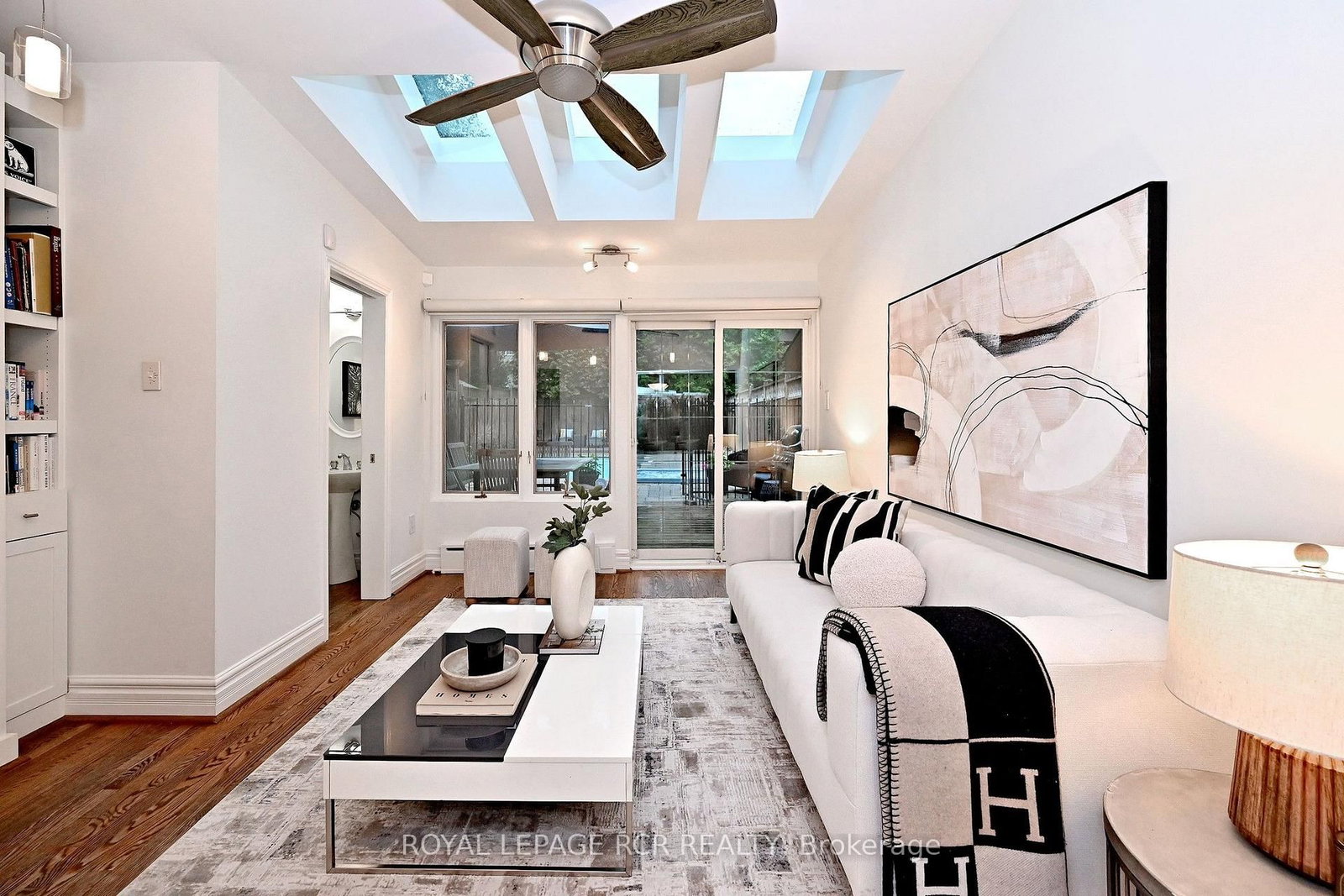 214 Briar Hill Avenue • Toronto, ON photo 12