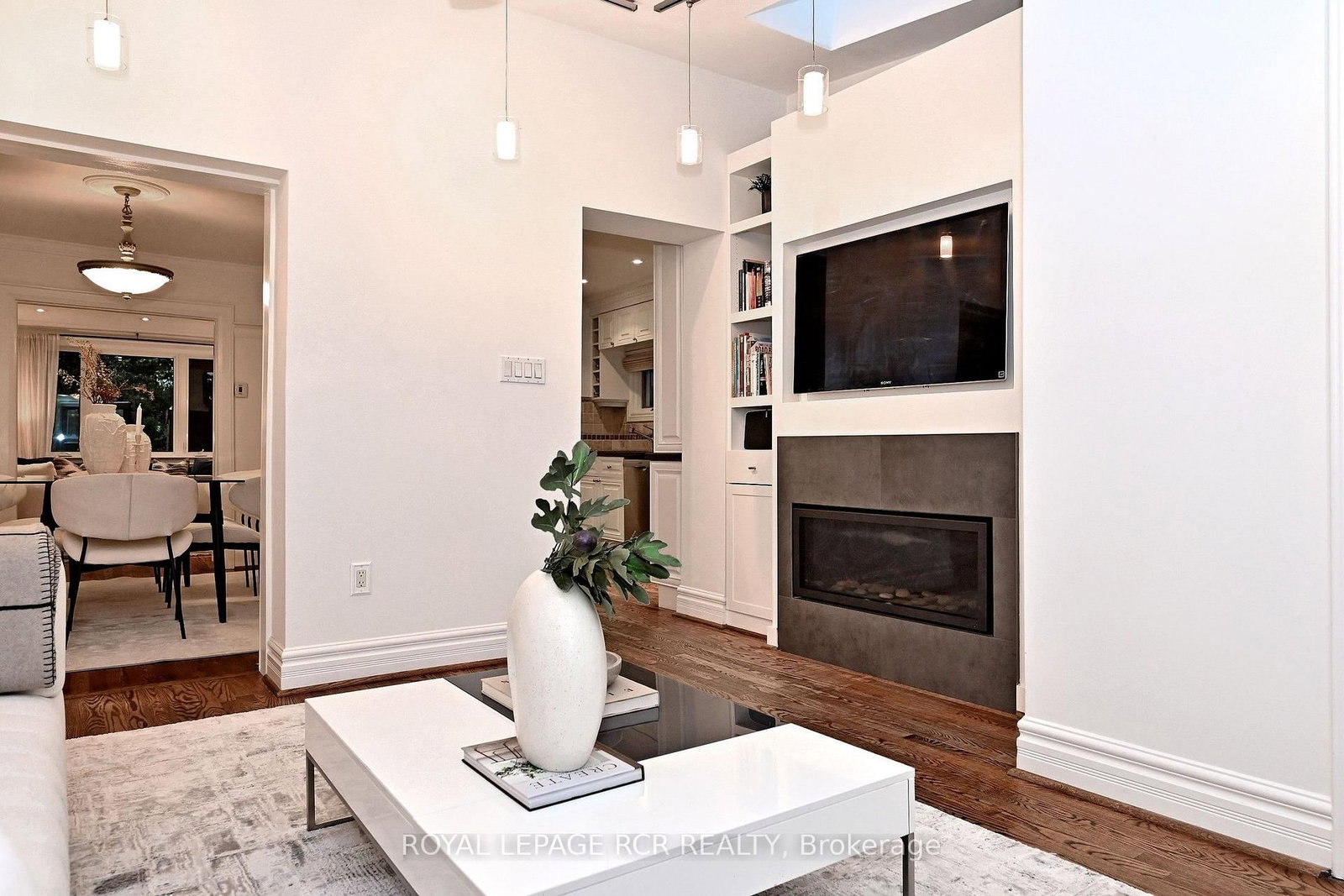 214 Briar Hill Avenue • Toronto, ON photo 13