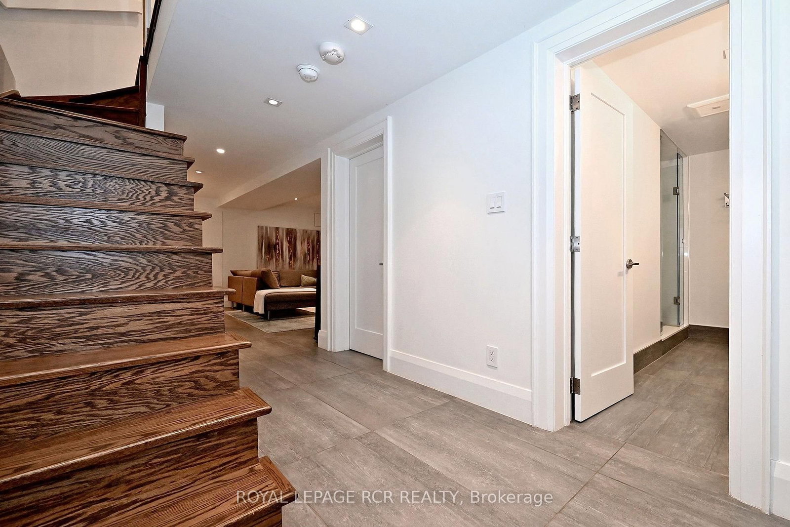 214 Briar Hill Avenue • Toronto, ON photo 30