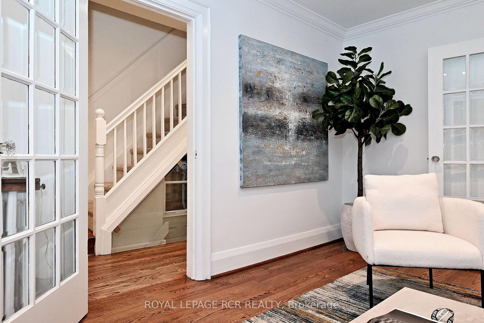 214 Briar Hill Avenue • Toronto, ON photo 8