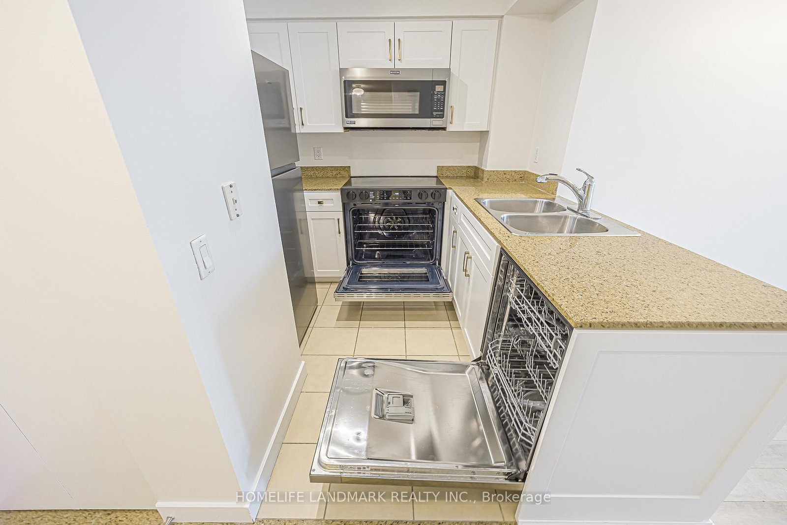 361 Front Street W • #1906 • Toronto, ON photo 11