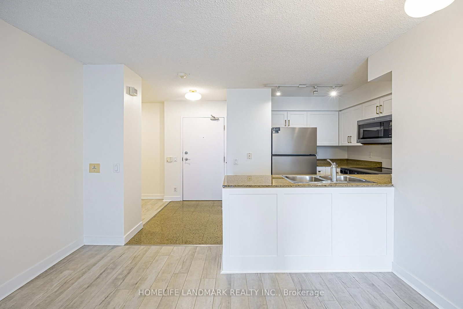 361 Front Street W • #1906 • Toronto, ON photo 9