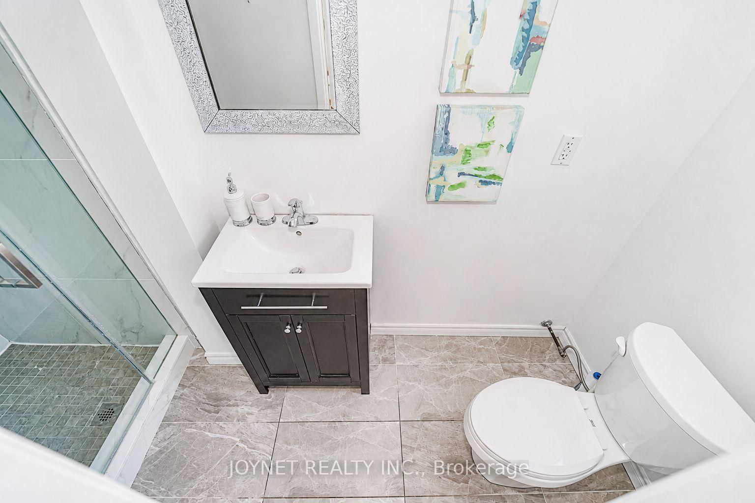42 Brucedale Crescent • Toronto, ON photo 10
