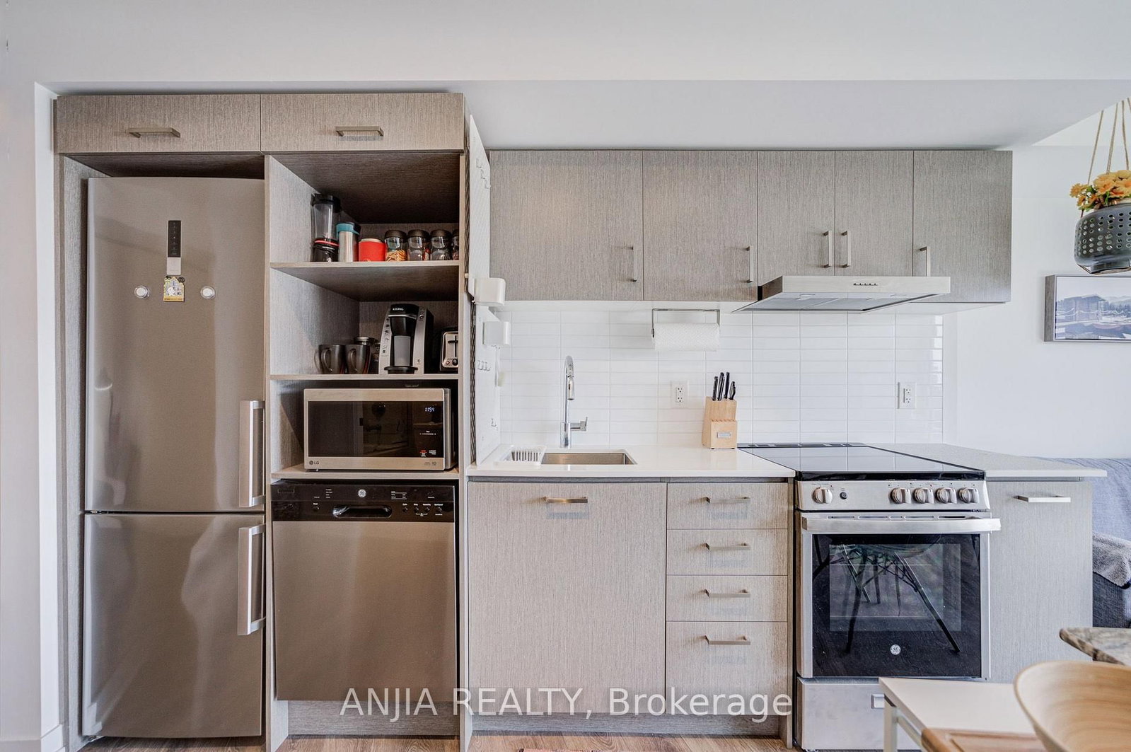 219 Dundas Street E • #803 • Toronto, ON photo 15