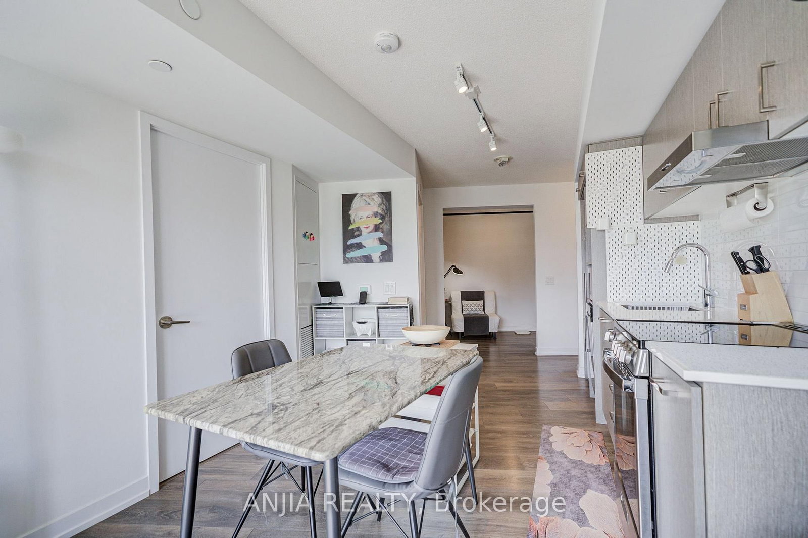 219 Dundas Street E • #803 • Toronto, ON photo 18