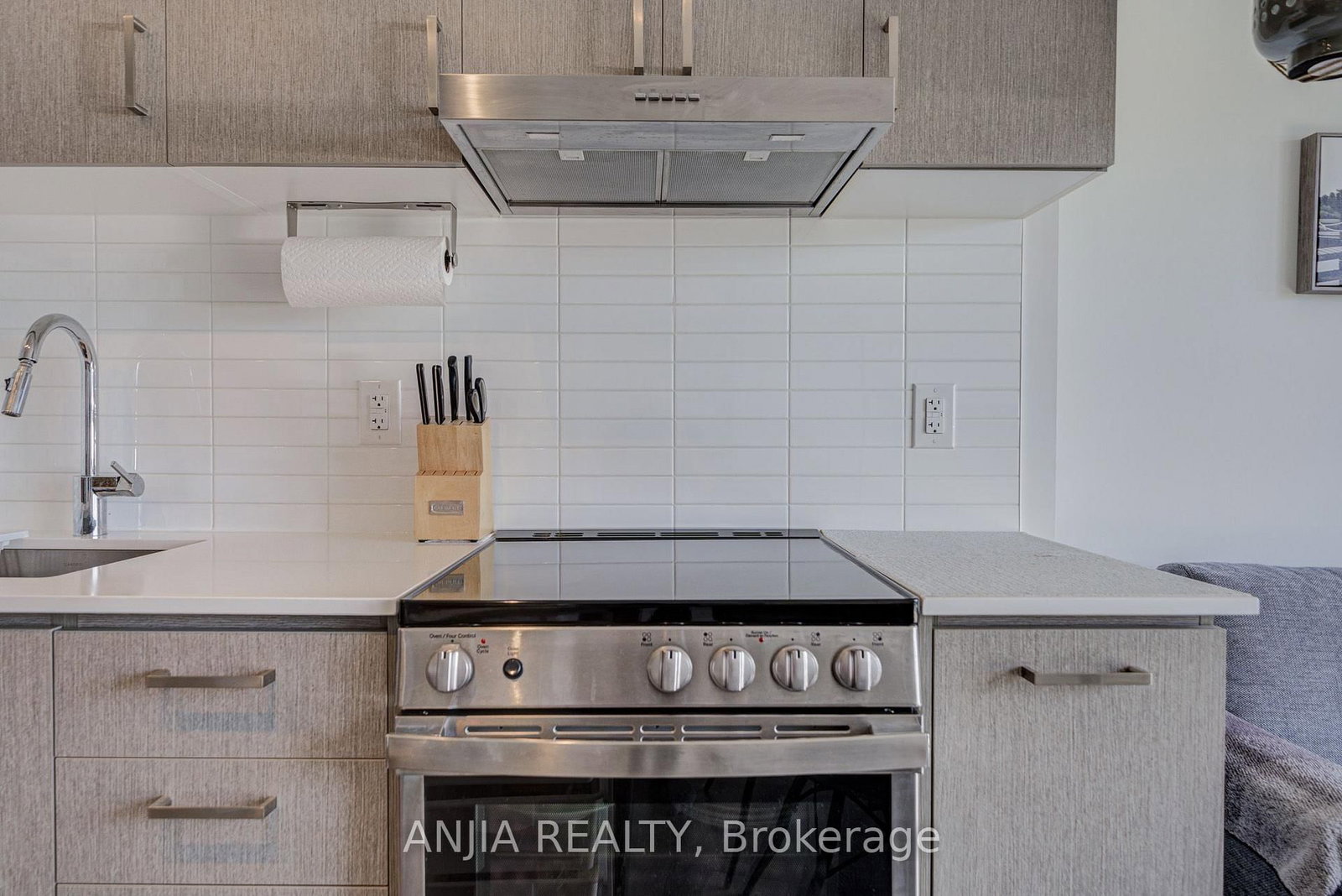 219 Dundas Street E • #803 • Toronto, ON photo 19