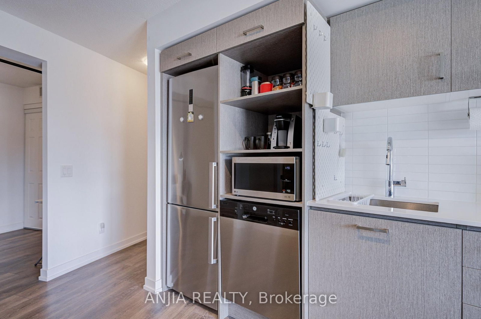 219 Dundas Street E • #803 • Toronto, ON photo 22