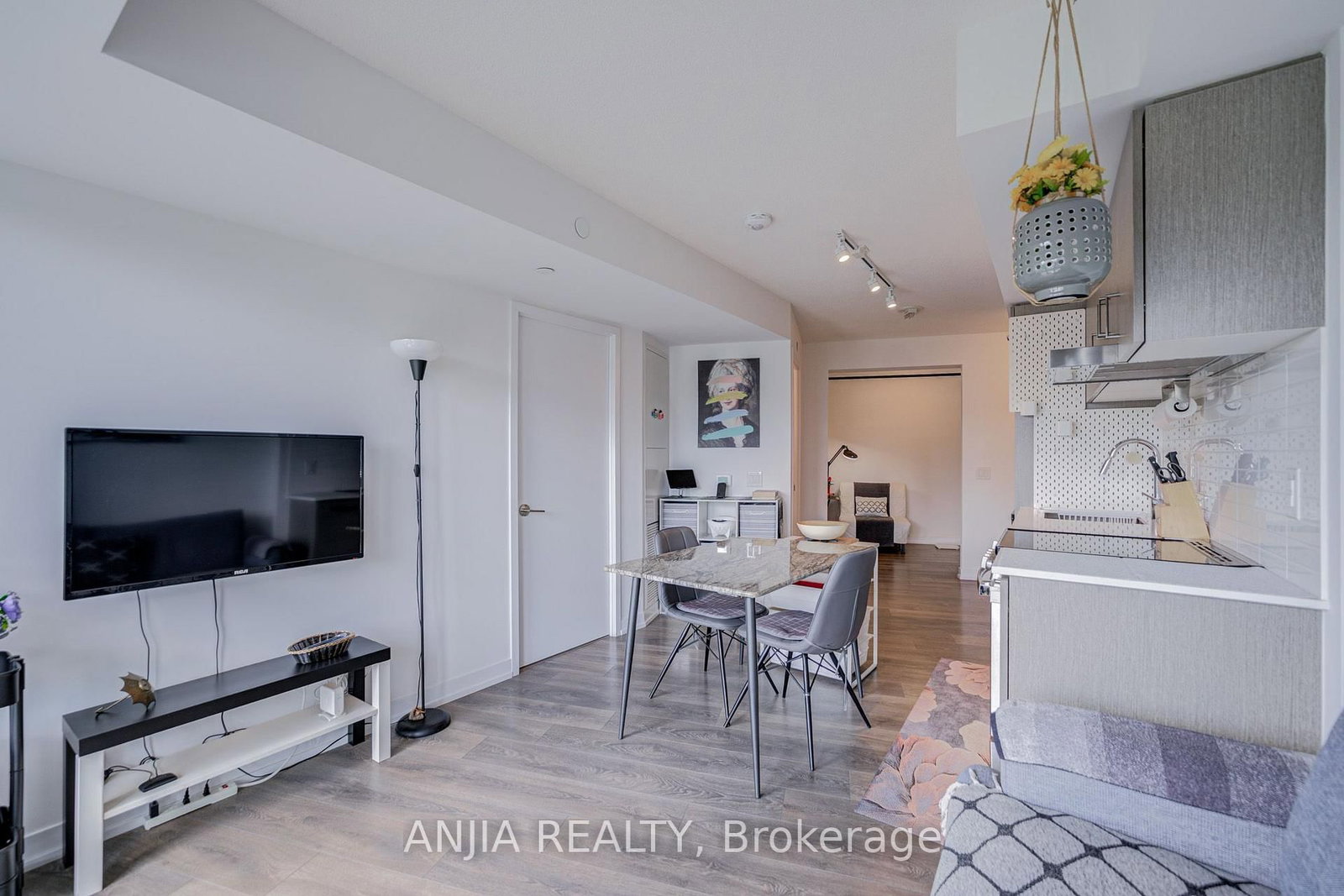 219 Dundas Street E • #803 • Toronto, ON photo 27