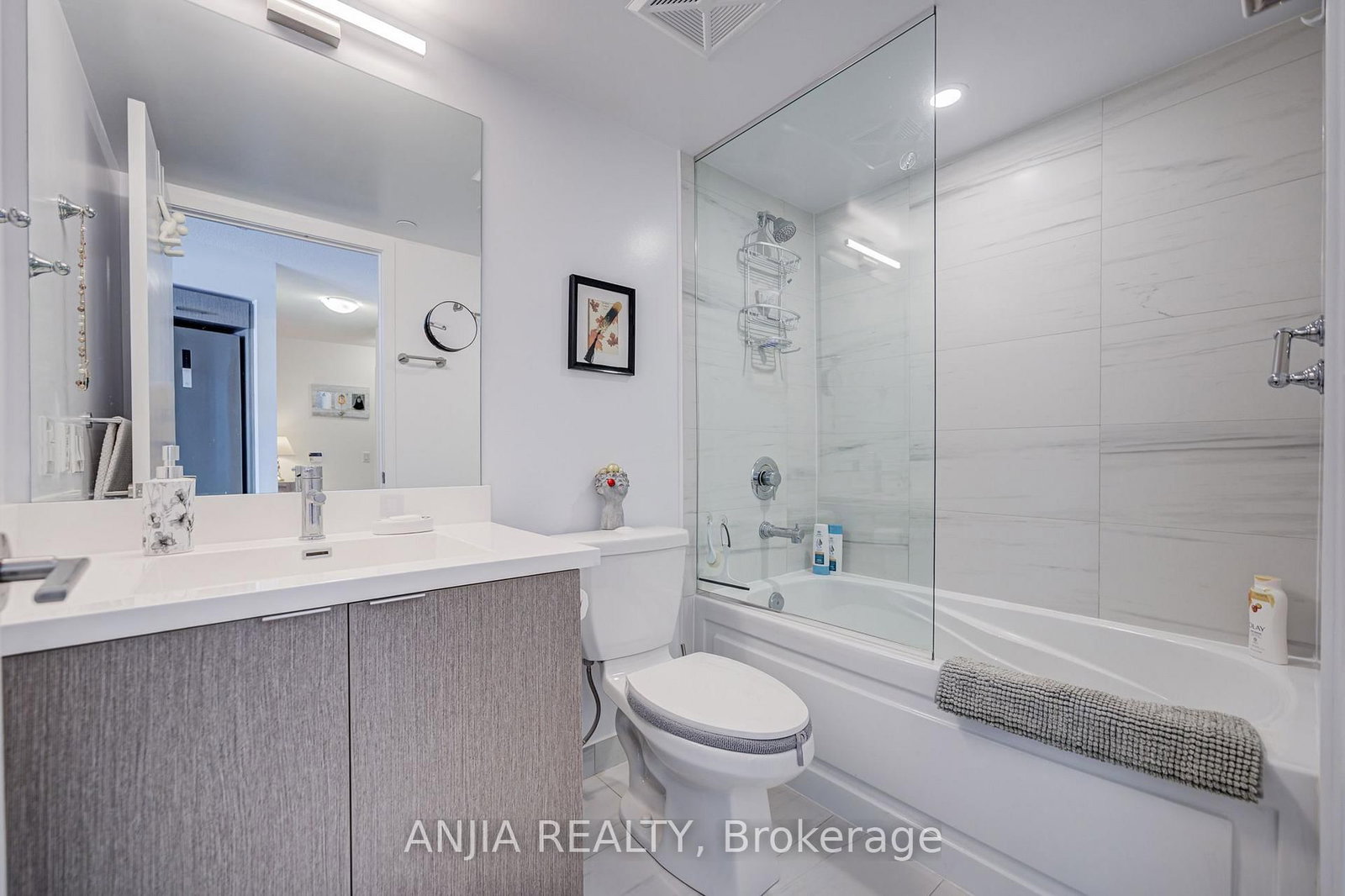 219 Dundas Street E • #803 • Toronto, ON photo 28