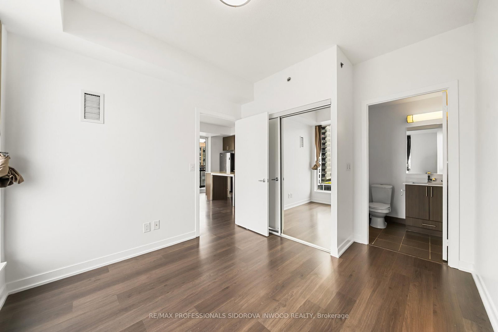 225 Sackville Street • #703 • Toronto, ON photo 22