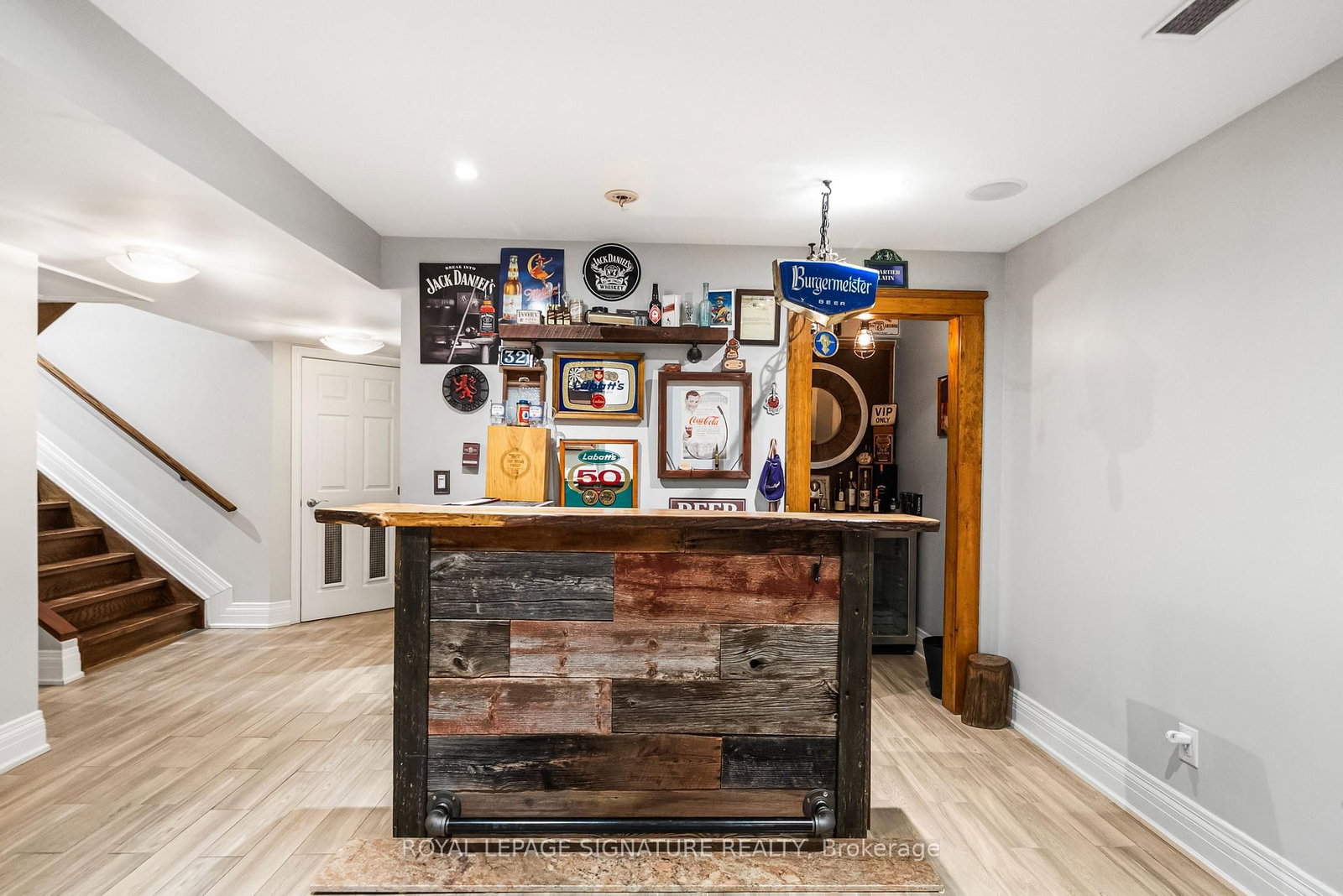 39 Regina Avenue • Toronto, ON photo 30