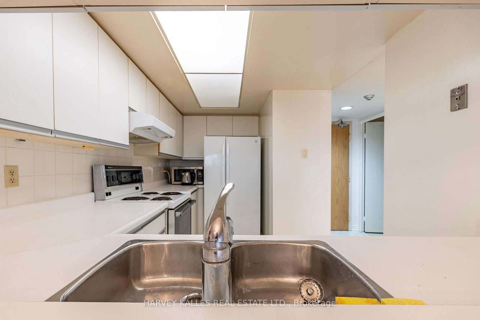 5 Kenneth Avenue • #205 • Toronto, ON photo 5