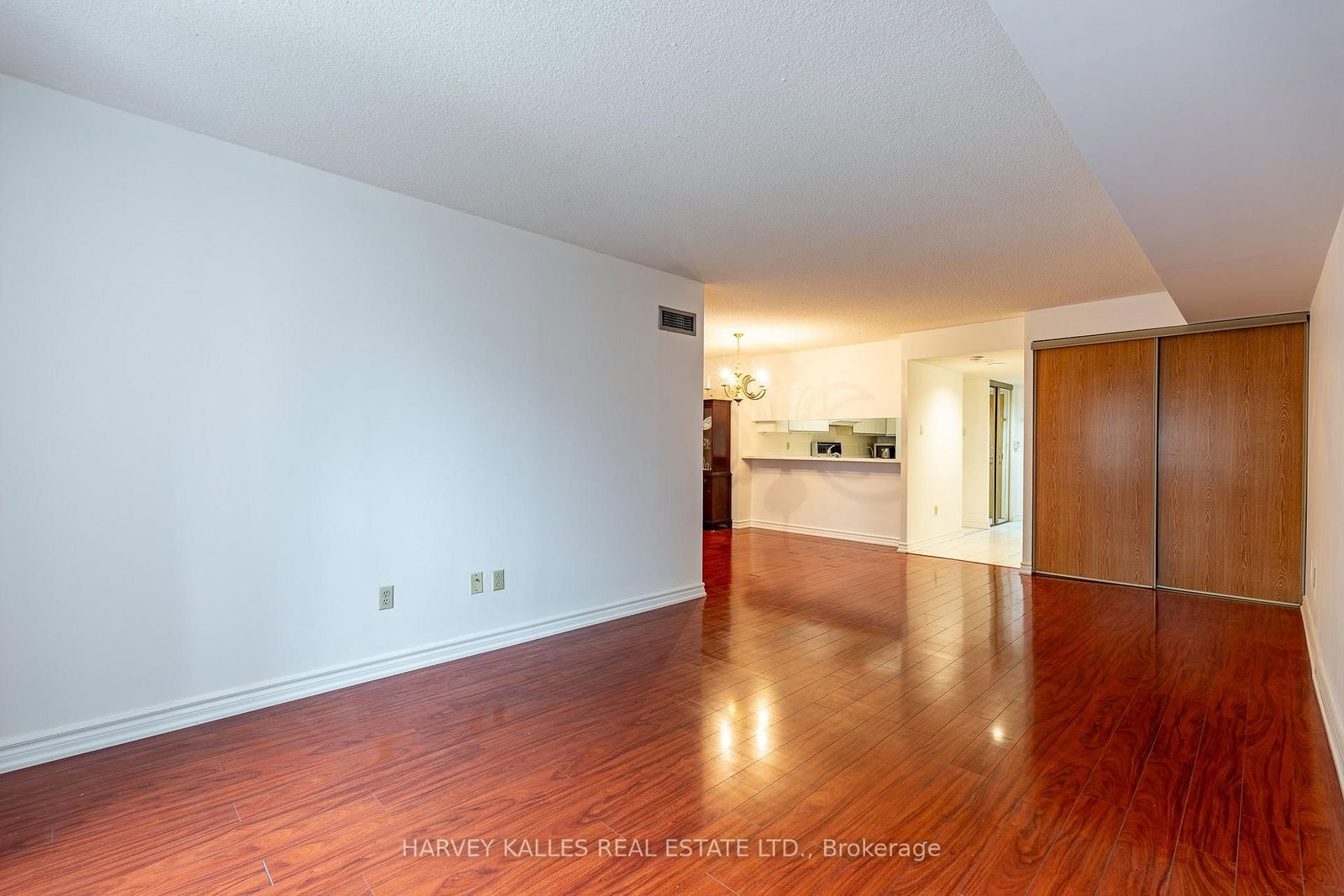 5 Kenneth Avenue • #205 • Toronto, ON photo 9