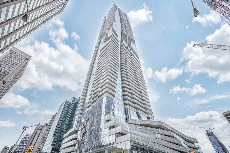 2704 - 1 Bloor Street E