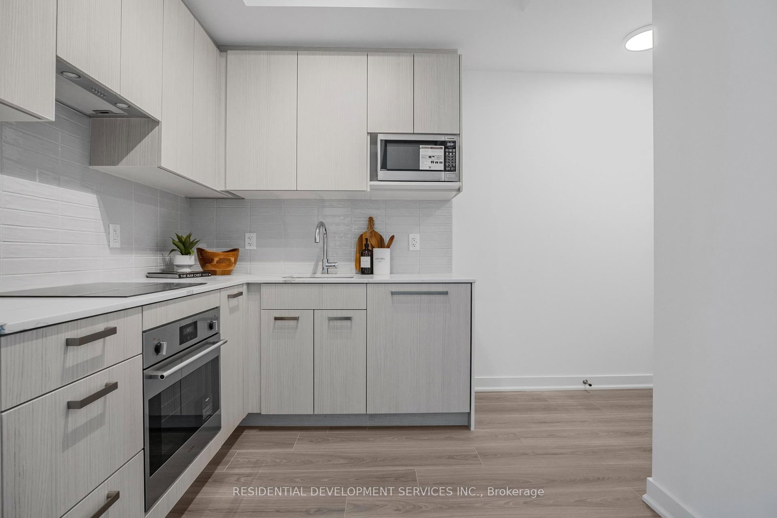 67 Curlew Drive • #172 • Toronto, ON photo 8