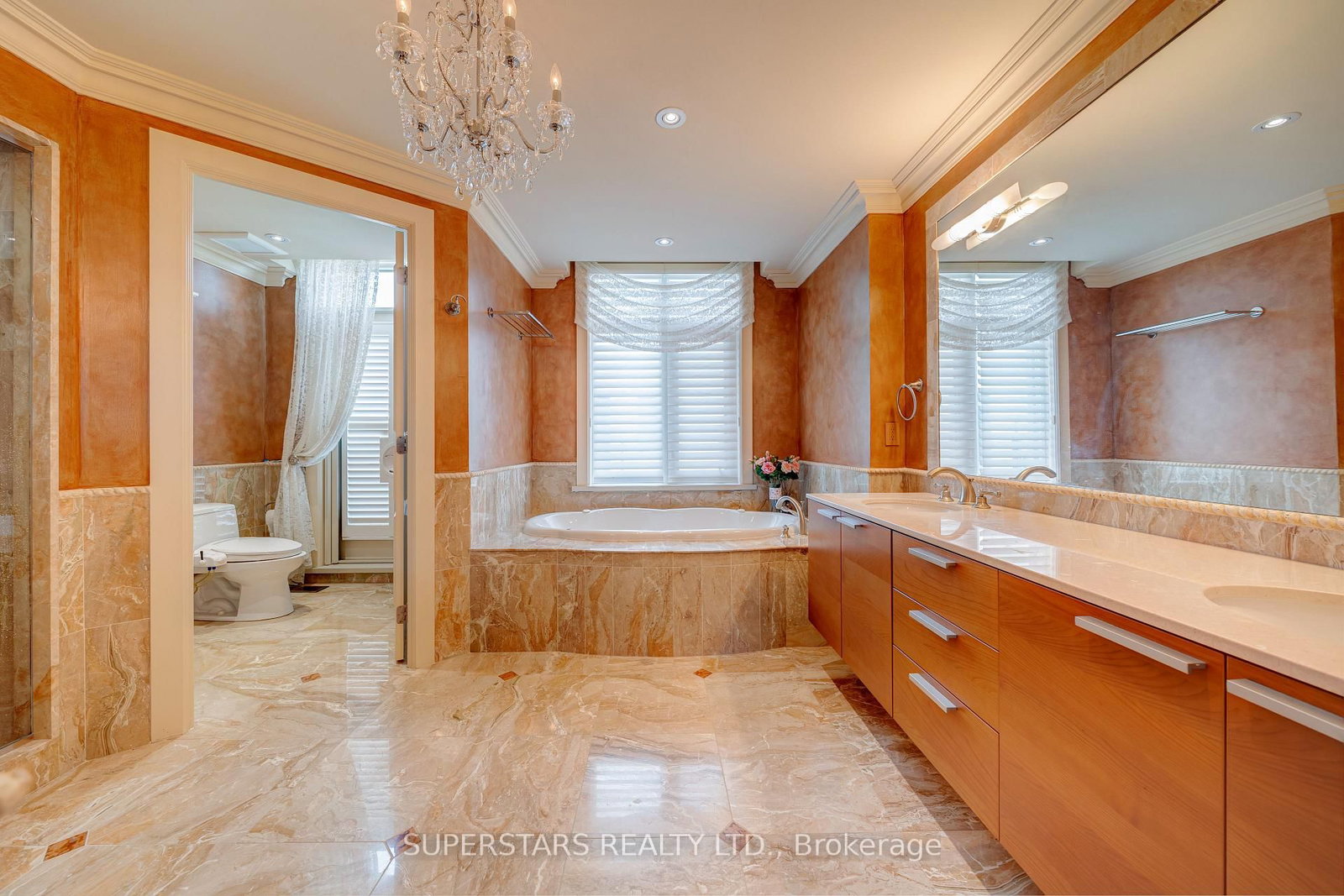 25 Elkhorn Drive • #16 • Toronto, ON photo 27