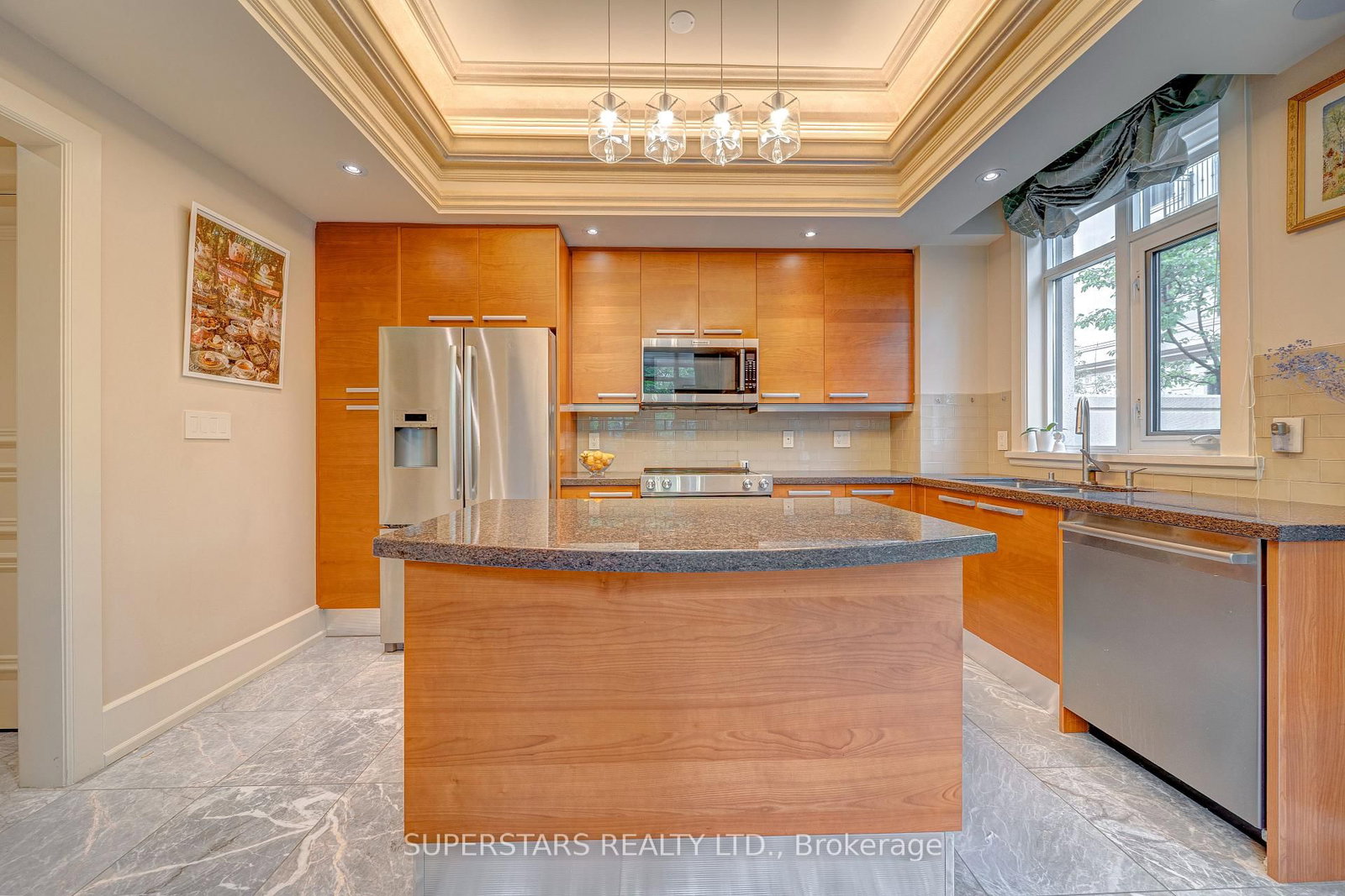 25 Elkhorn Drive • #16 • Toronto, ON photo 9
