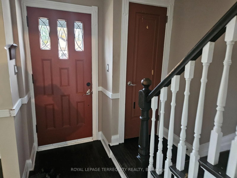 319 Lawrence Avenue W