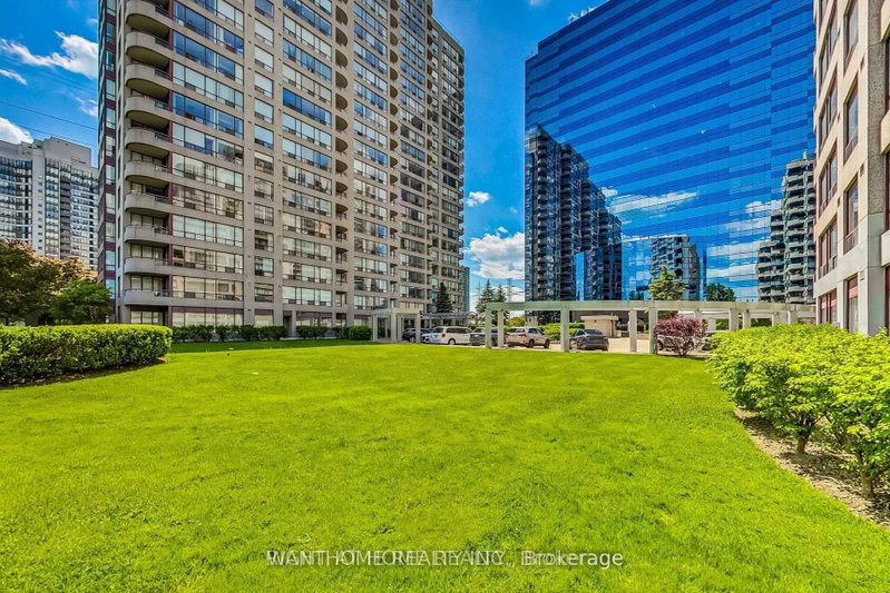 1709 - 5765 Yonge Street