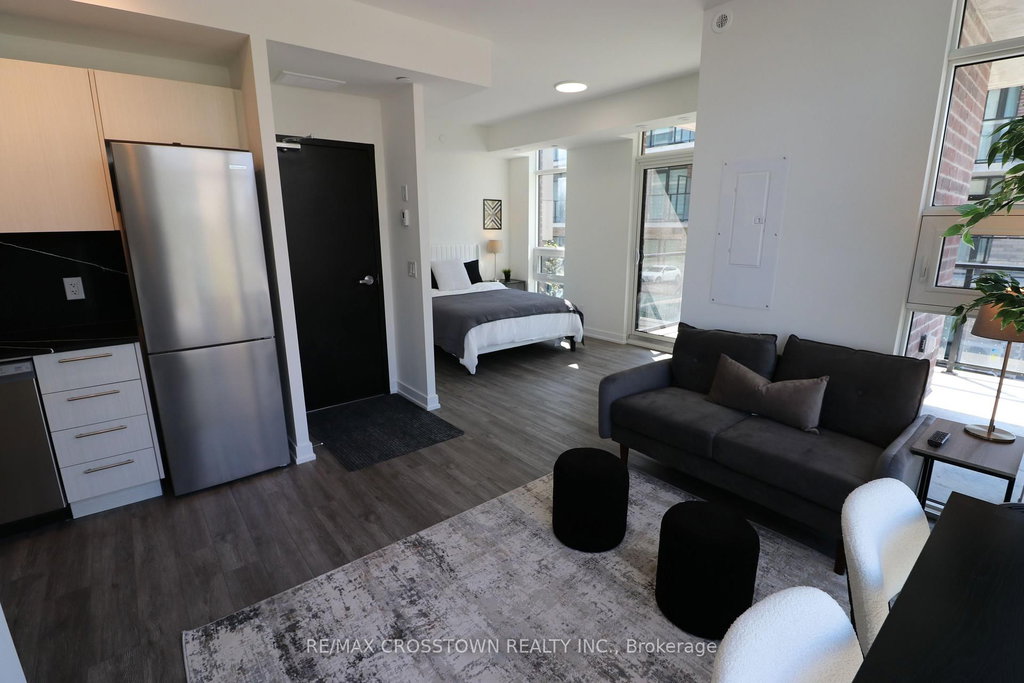 2nd - 57-861 Sheppard Avenue W 5