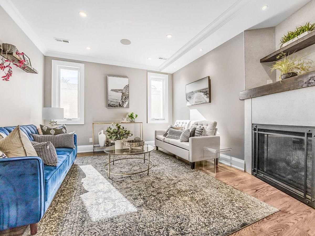 30 Broadleaf Road • Toronto, ON photo 14